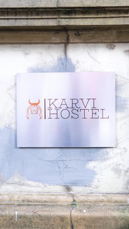 Karvi Hostel & Suites 巴统 外观 照片