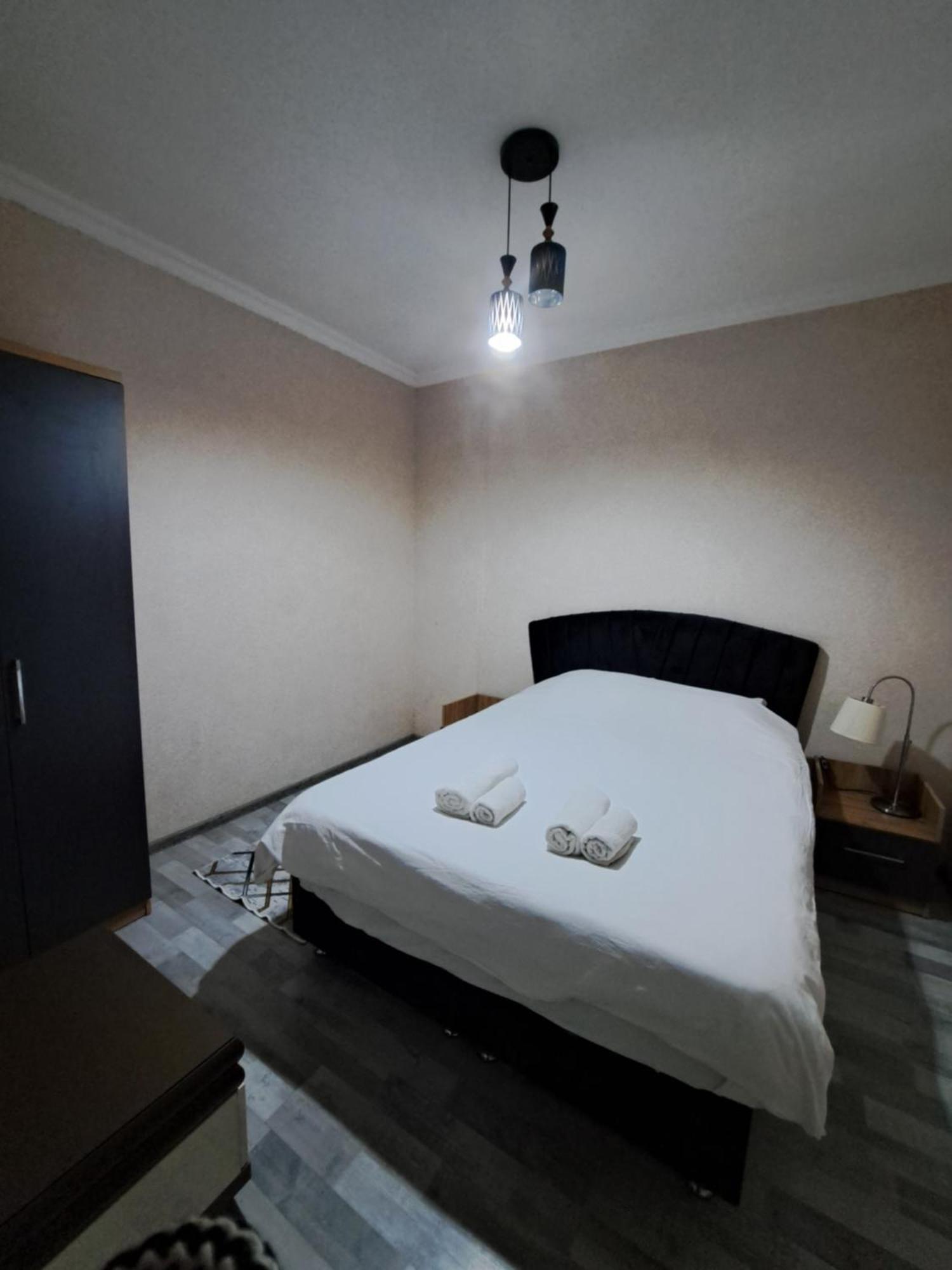 Karvi Hostel & Suites 巴统 外观 照片